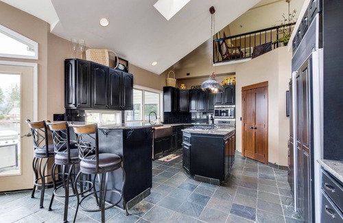 Otis House | Dog-friendly waterfront house w/a private hot tub, game room, & dock