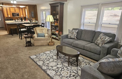 Lakeside House | Dogs Give us 5 Stars! Rustic Home, HUGE Woodsy & Fenced Yard, Firepit, Close to Dining/Shops