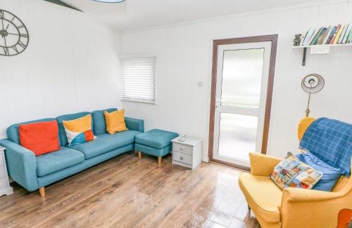 Cenarth House | Doirewood