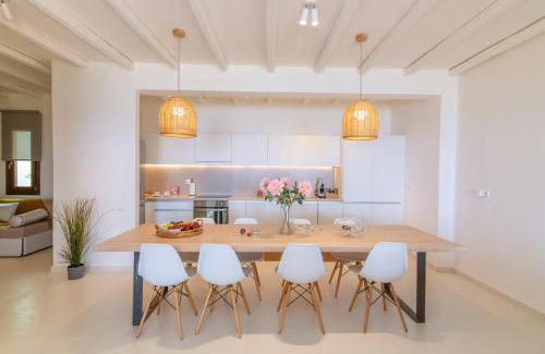 Exomvourgo Villa | Dolce Villa Tinos - Kardiani - Stone & Sunset Views
