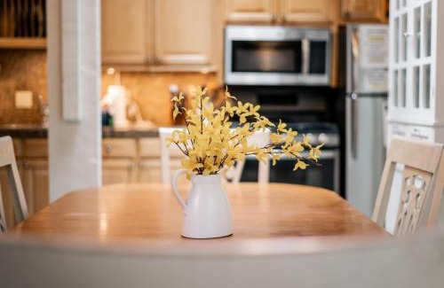 Kings Beach House | Dolly Varden Cottage
