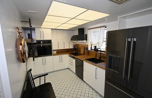 North Captiva House | Dolphin Cottage: Beachfront Home with Stunning Views & Private Beach