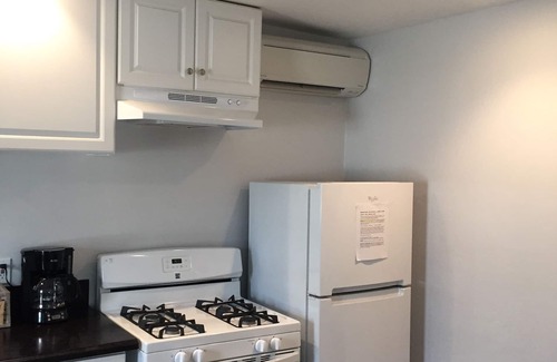 Carlsbad Cottage | Dolphin Cottage in Carlsbad Village