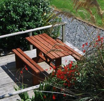 Inishbofin Hotel | Dolphin Hotel