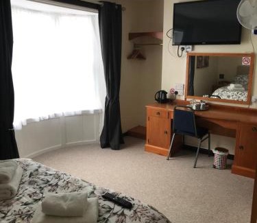 Weymouth Hotel | Dolphin Hotel Public House Weymouth