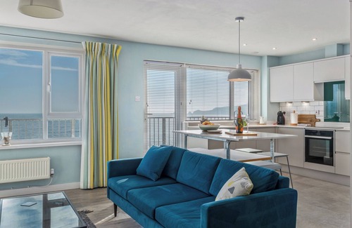 Saundersfoot Apartment | Dolphins Apartment - Spectacular Sea Views
