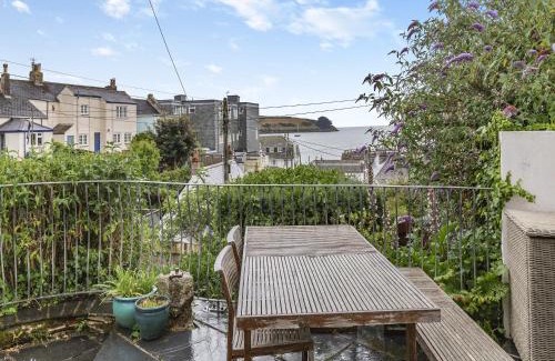 St. Mawes House | Dolphins Reach