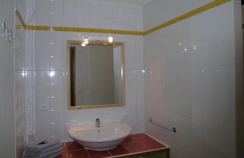 Lembras Apartment | Domaine Bellevue Cottage en Périgord - Bergerac 5mn - Parc 3ha - Calme - Parking Privé Gratuit - Linge maison inclus