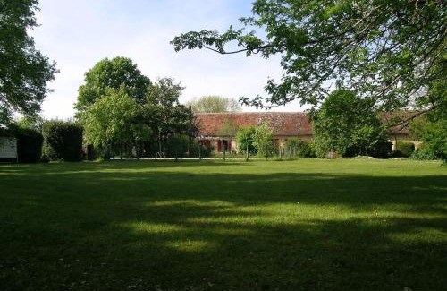 Lembras Apartment | Domaine Bellevue Cottage en Périgord - Bergerac 5mn - Parc 3ha - Calme - Parking Privé Gratuit - Linge maison inclus