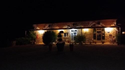Pailloles House | Domaine De Gîtes La Ferme Couderc