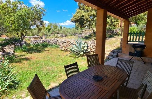 Entrecasteaux House | Domaine de L'échappée Belle