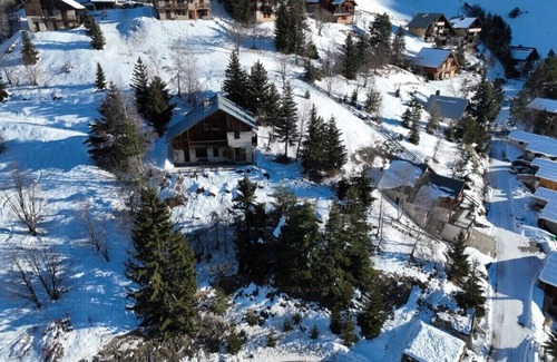 Villard-Reculas Ski Chalet | Domaine de l'Alpe d'Huez-Villard-Reculas: 180m2 chalet with stunning views
