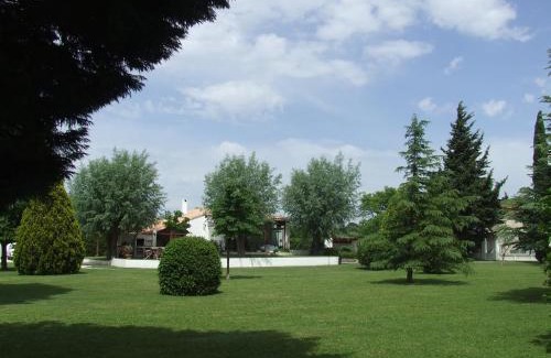 Courthezon Bed & Breakfast | Domaine de la Cooloeuvre