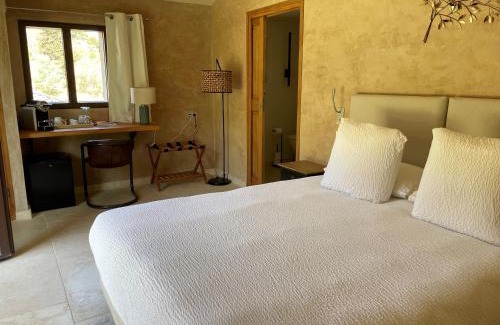 Le Beausset House | Domaine de La Font des Pères - Teritoria