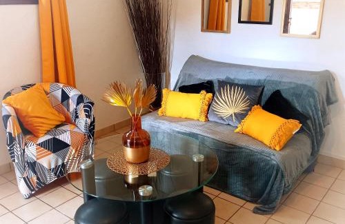 Margny-sur-Matz Apartment | Domaine des deux A