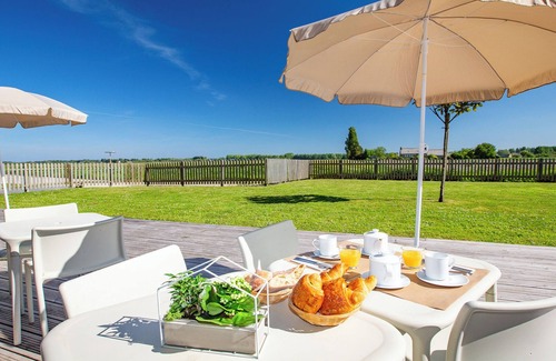 Roz-sur-Couesnon Apartment | Domaine du Mont ST2 view