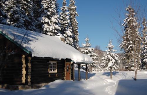 Mauricie Hotel | Domaine le Bostonnais - Le Village en Bois Rond