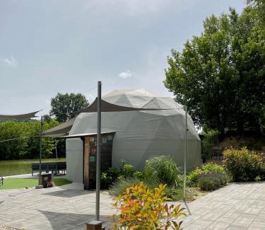 Sagvar House | DOMEGLAMPING at FISHINGLAKE