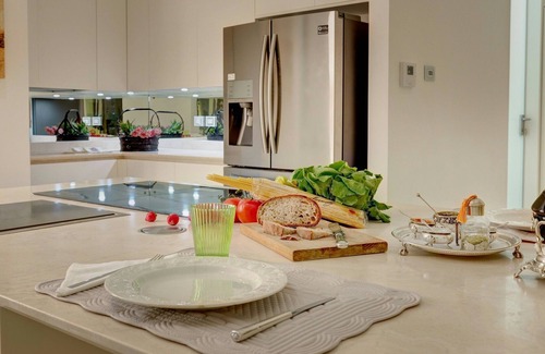 Rione V Ponte Apartment | Domus Domitia LUXURY HOUSE!