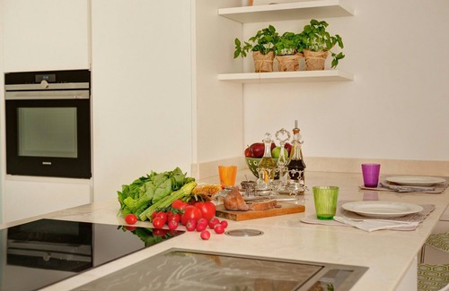 Rione V Ponte Apartment | Domus Domitia LUXURY HOUSE!