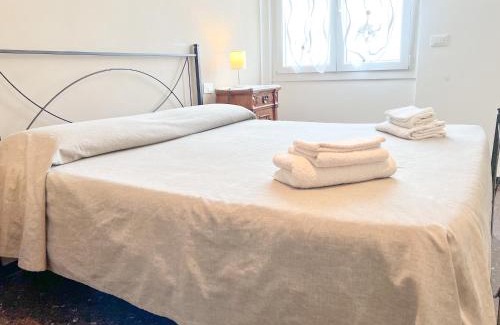 Savona House | Don Pedro Beach House