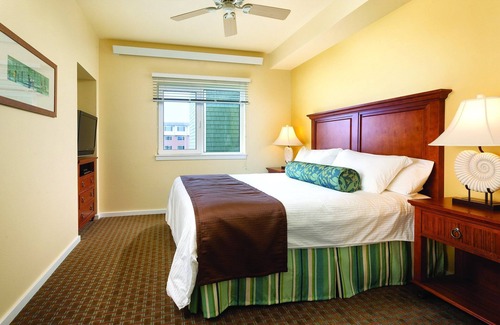 Long Beach Resort | Don't forget to eat some oysters!