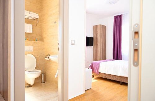 Zemun Apartment | Dona, Altina