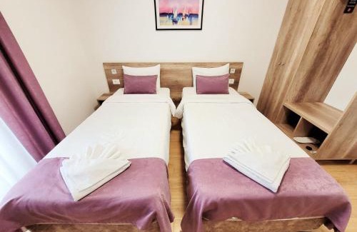 Zemun Apartment | Dona, Altina