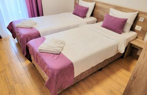 Zemun Apartment | Dona, Altina