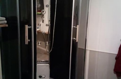 Villard-sur-Doron Apartment | Donjon Savoie France BDSM et libertinage