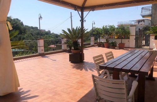 Termini House | Donna Caterì