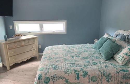 Long Beach House | Donovan's Out of the Blue