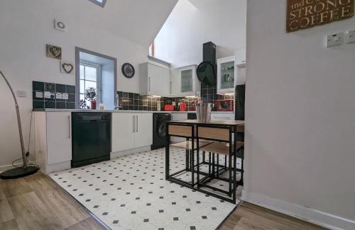 Bonnybridge House | Doocot At Bonnyside House - New Hot Tub Aug 2025