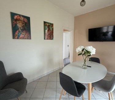 Novara Apartment | DooR48