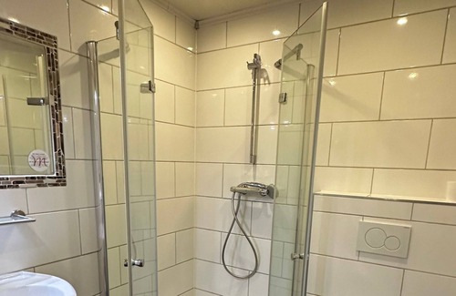 Erlangen Apartment | Doppelzimmer für 2 Gäste mit 15m² in Erlangen