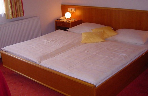 Bach Cottage | Doppelzimmer Kaiserburg - Landhaus Hinteregger