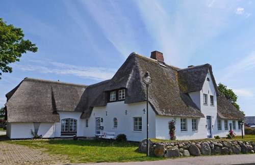 Tinnum Cottage | Doppelzimmer Nr. 8 - Pension Froeschel