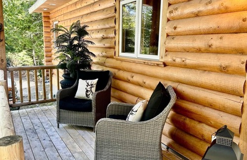 Northern Bruce Peninsula Cottage | Dorcas "GOLF" Getaway