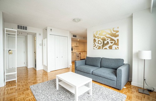 Downtown Montreal Apartment | Dorchester Luxe One-Bedroom