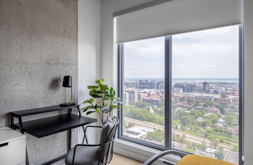 Downtown Montreal Apartment | Dorchester Signature Two-Bedroom