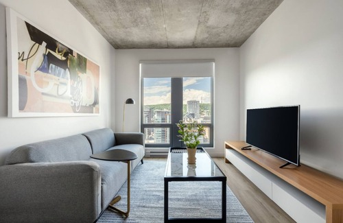 Downtown Montreal Apartment | Dorchester Signature Two-Bedroom