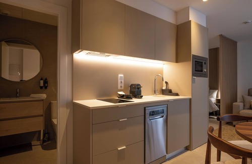 Quatre Carreres Hotel | Dorm4You Arena