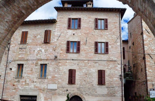 Spello Apartment | DORMIO shabby chic suite in Spello