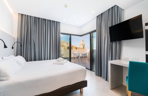 Old Town Hotel | Dormos Hotel
