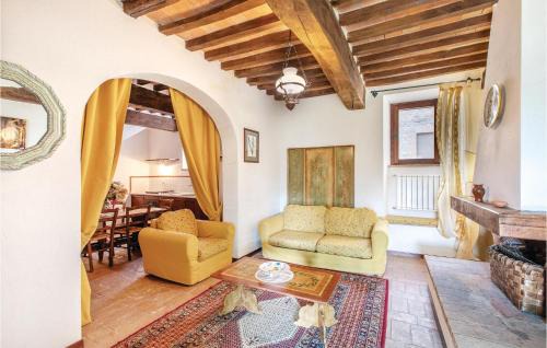 Todi Apartment | Dostoevskij