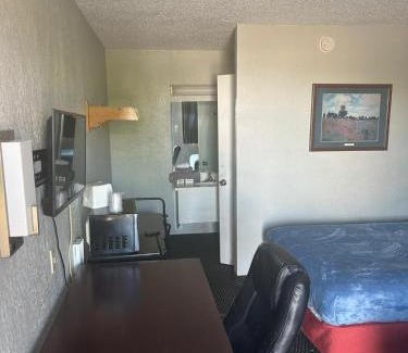 Amarillo Apartment | Double Bed Hotel Room 308