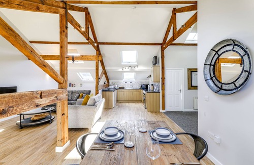 Ely Apartment | Double Comfort Room - Garden View