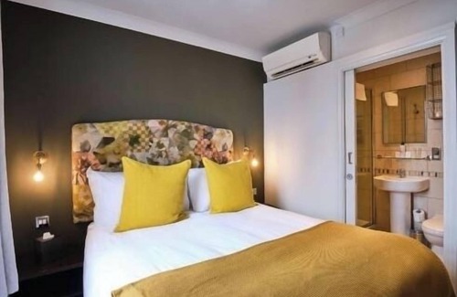London Borough of Bromley Apartment | Double Or Twin Room Near Cockpit Chislehurst LON