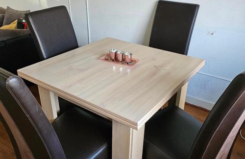 Livingston House | Double room available