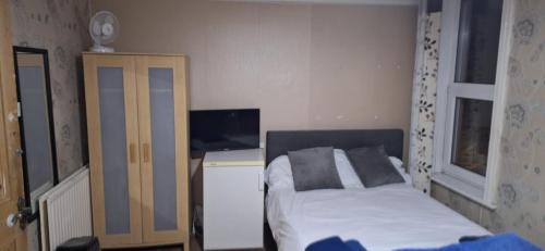 Poole Apartment | DOUBLE Room